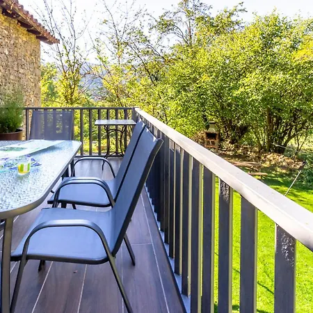 M De Puigsec Mas Rural Al Ripolles Holiday home Girona